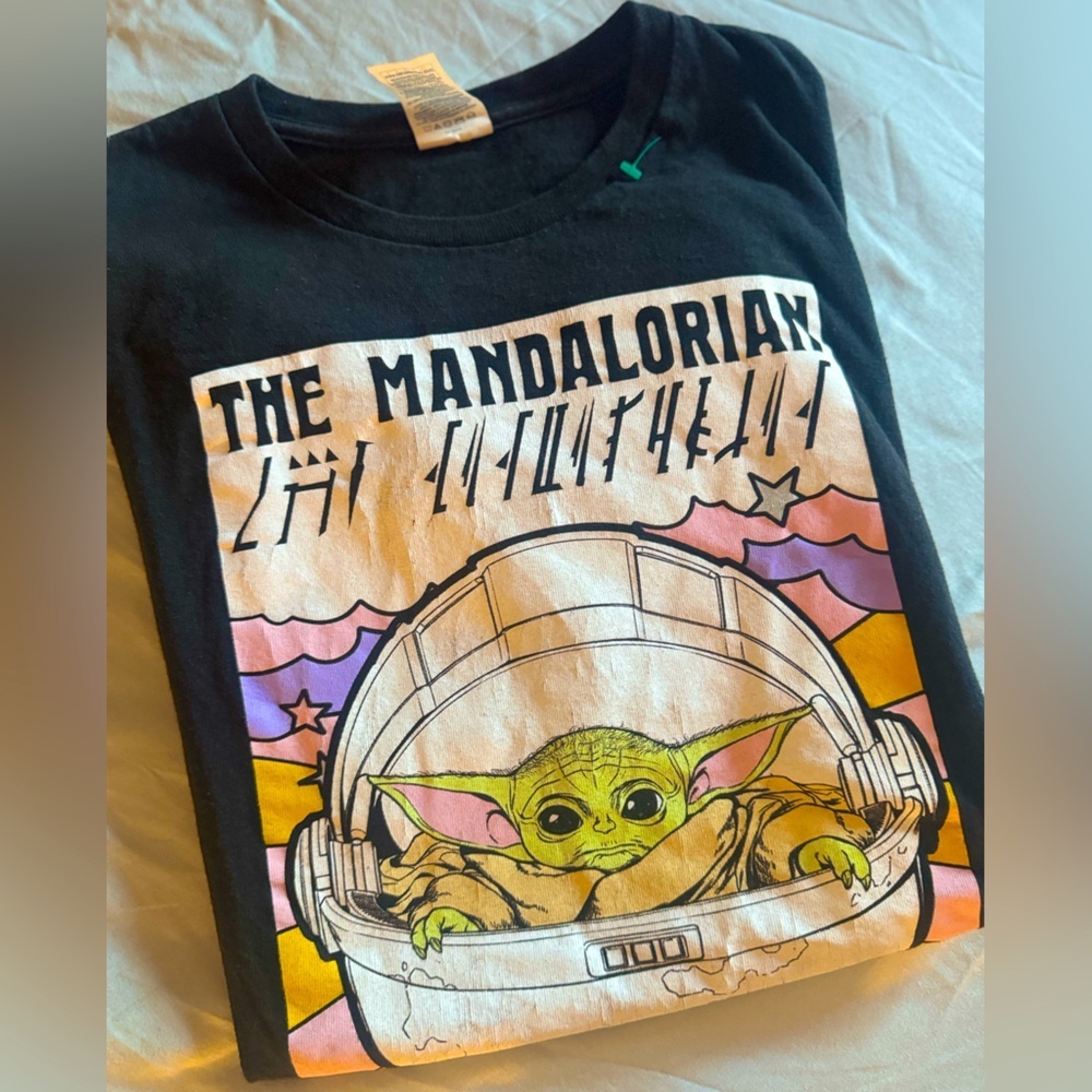 The Mandalorian Baby Yoda Graphic Short Sleeve Tee​​